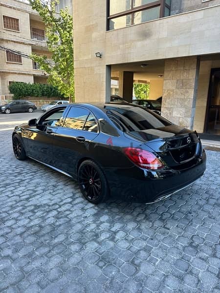 Mercedes C 450 AMG 2016 black on black (clean carfax) 3