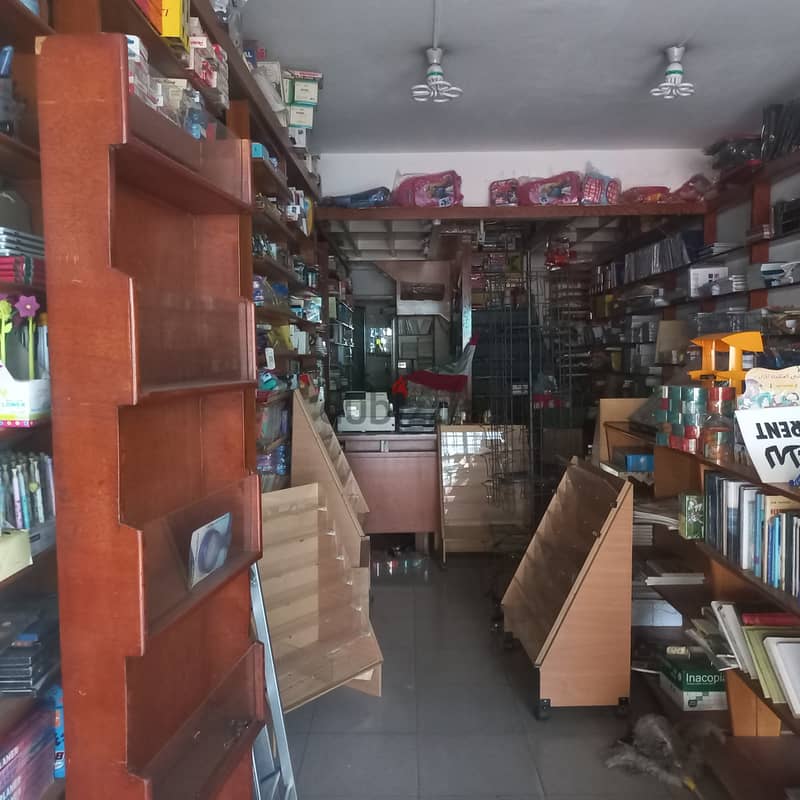 Shop with mezzanine in Zalka for rentمحل مع طابق نصفي للإيجار 0