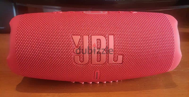 JBL Charge 5 portable bluetooth speaker 1