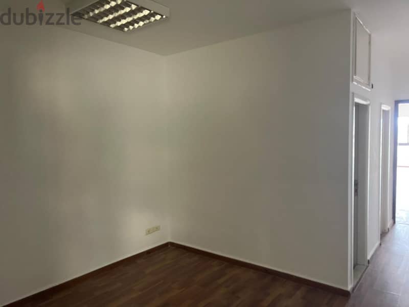 RWK338EG - Office For Rent In Jounieh - مكتب للإيجار في جونيه 0