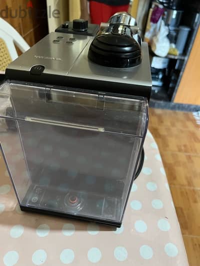 coffee machine in very good condition