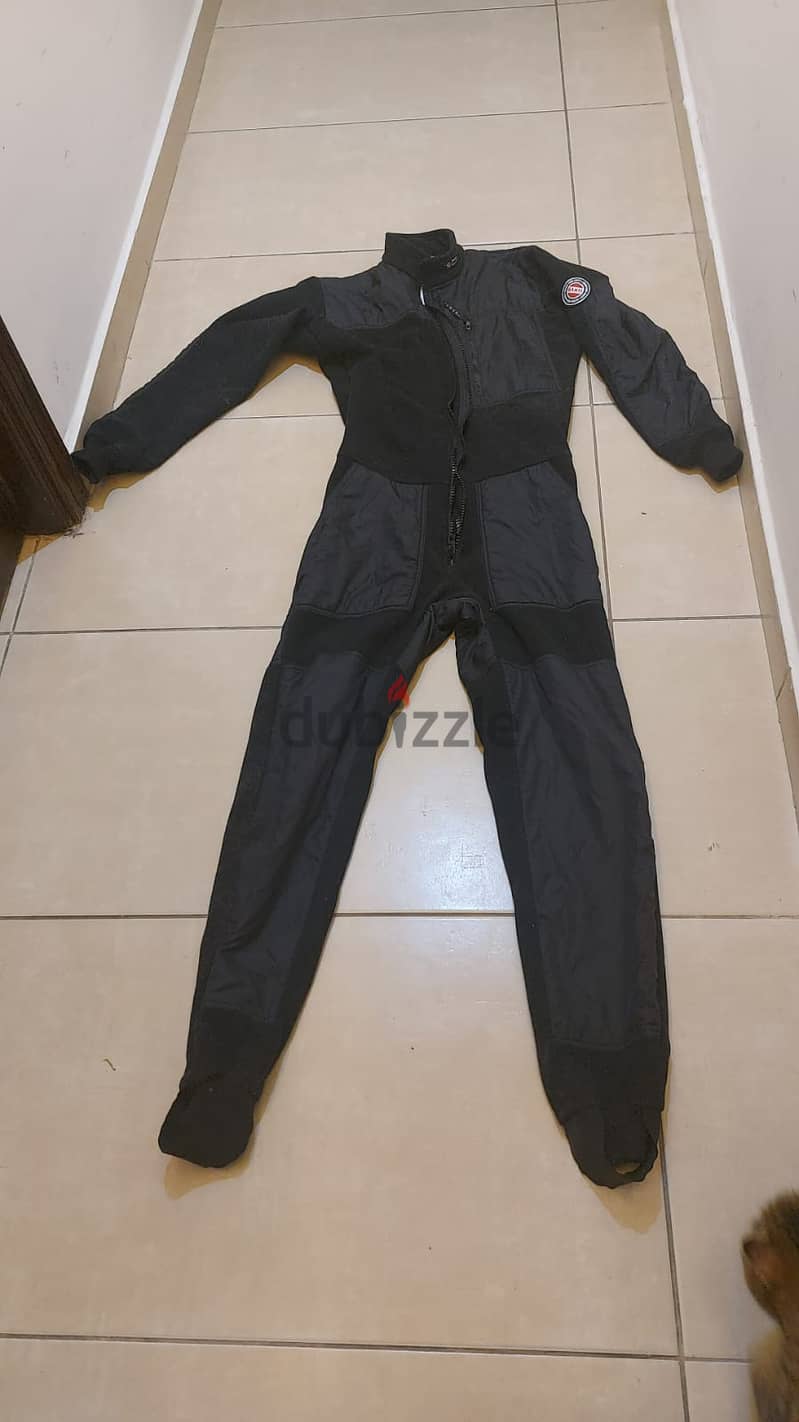 tanks,dry suit ,undergarment,tech fins 3