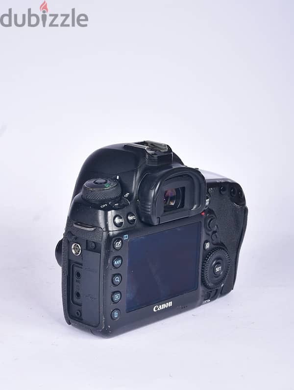 Canon EOS 5D Mark IV DSLR Camera (Body Only) 3