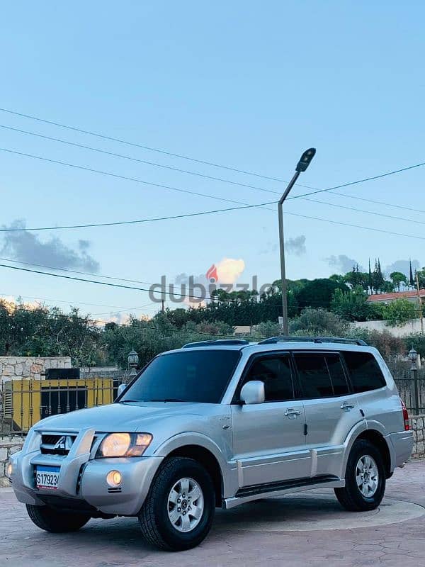 Mitsubishi Montero 2003 4