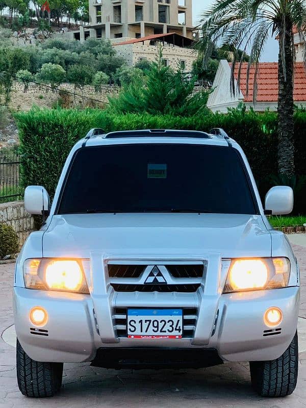 Mitsubishi Montero 2003 6