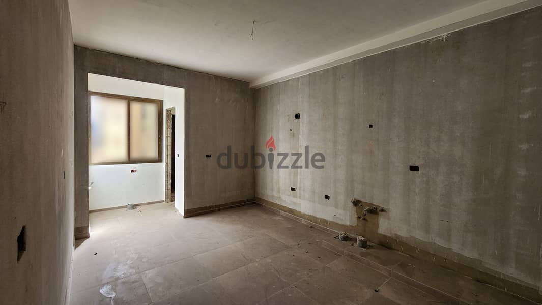 Apartment For Sale in Betchay شقة للبيع في بتشاي 2