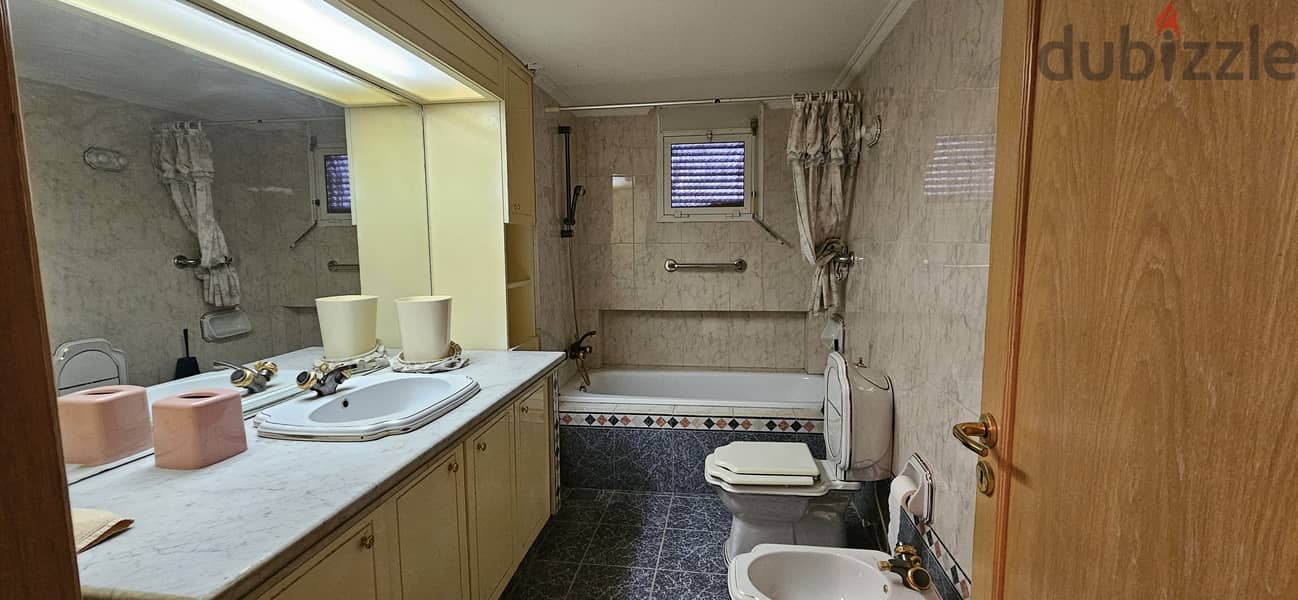 Apartment for sale in Yarzeh شقة للبيع في اليرزة 15