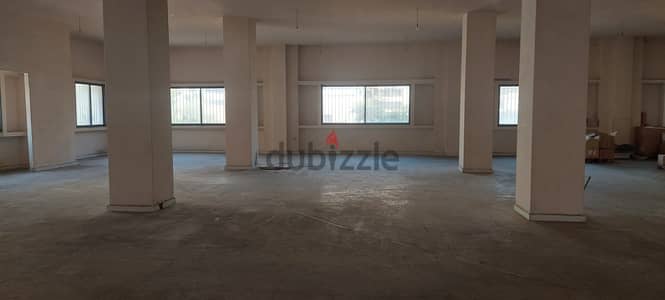 Open space for rent in sin el fil مساحة صناعية للإيجار في سن الفيل