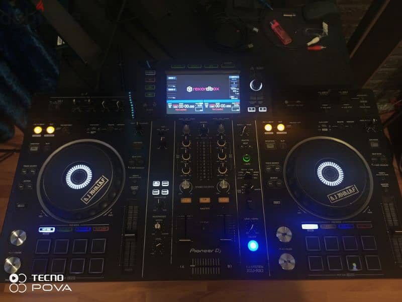 Pioneer XDJ-RX2 للبيع معا شنطة خارقة  سعرا حلو 2