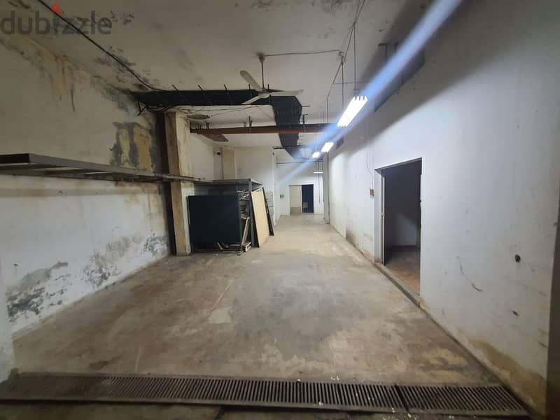 Warehouse for sale in Mansourieh مستودع للبيع في المنصورية 8