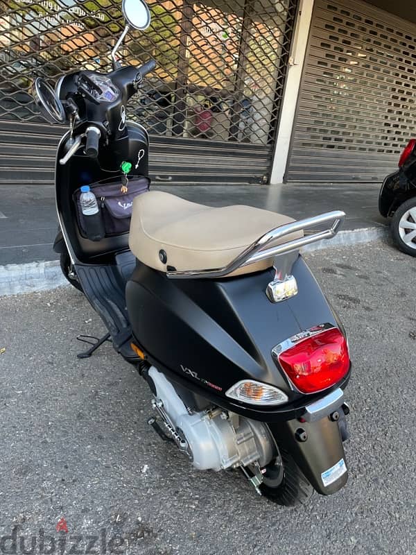 Vespa 150cc brand new 1