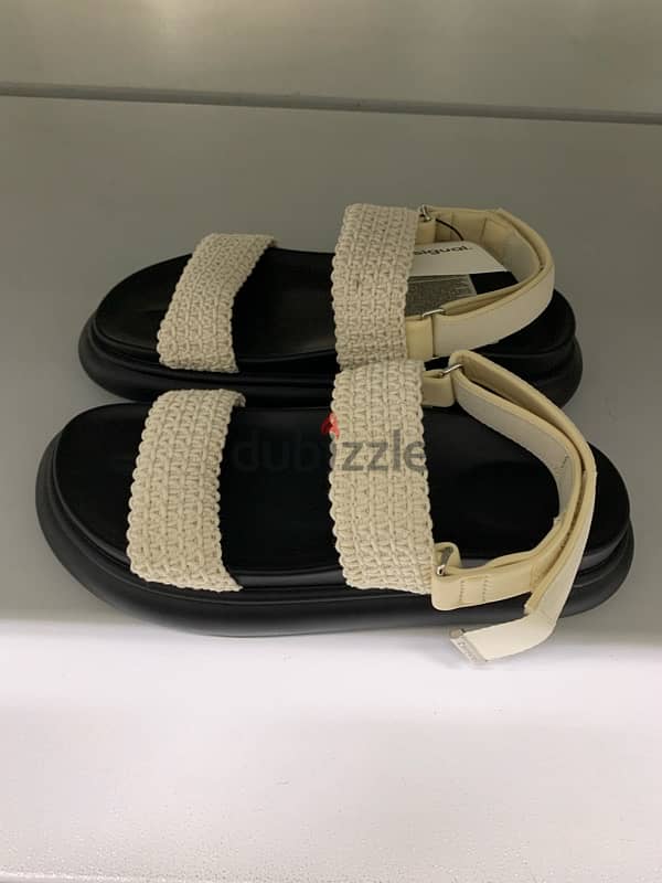 desigual sandal 1