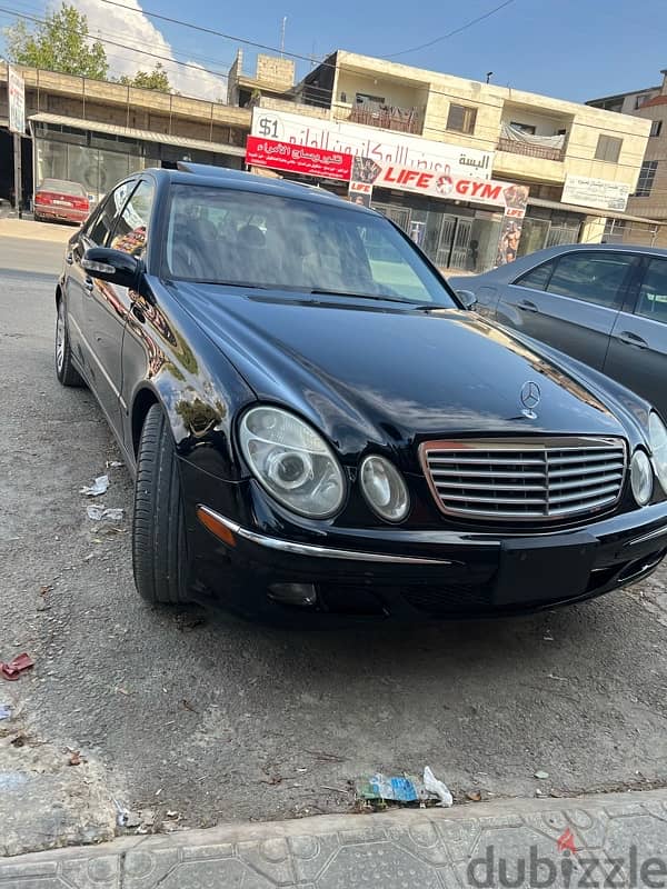 Mercedes-Benz E-Class 2006 4