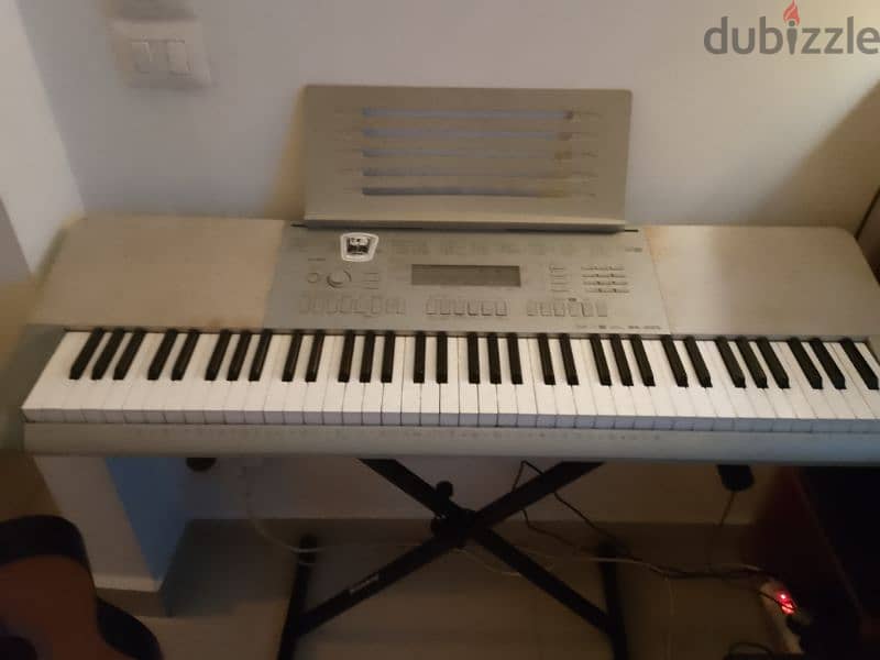 Casio Keyboard 6 octave 1