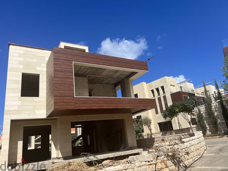 Villa for sale above Rmayleh فيلا للبيع فوق الرميلة 2