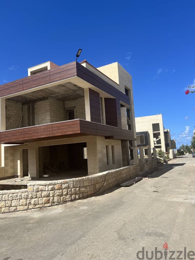 Villa for sale above Rmayleh فيلا للبيع فوق الرميلة 2