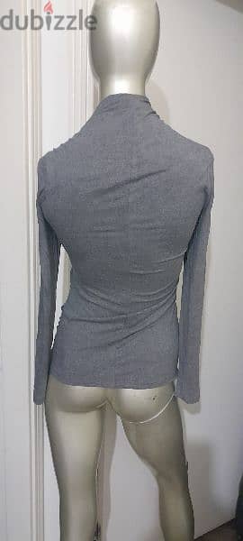 On Line Grey Top 1