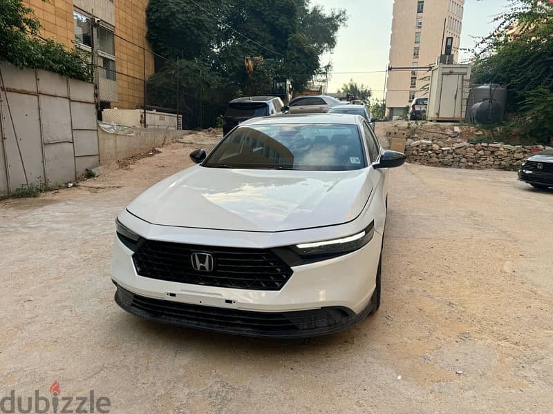 Honda Accord Hybrid 2023 4