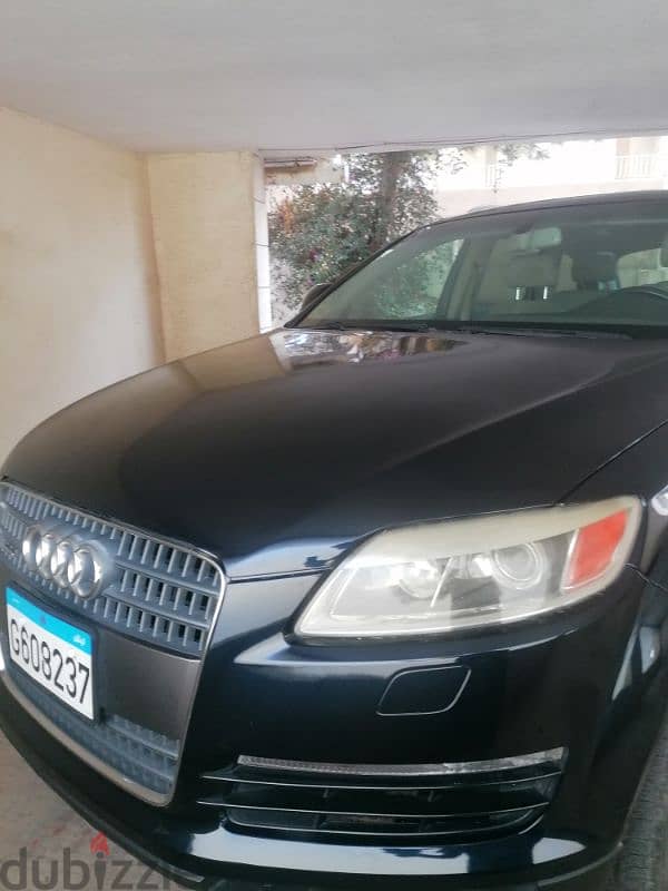 Audi Q7 2008 0