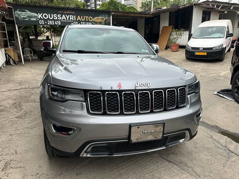 Jeep Grand Cherokee 2018 Limited  plius clean car fax 2