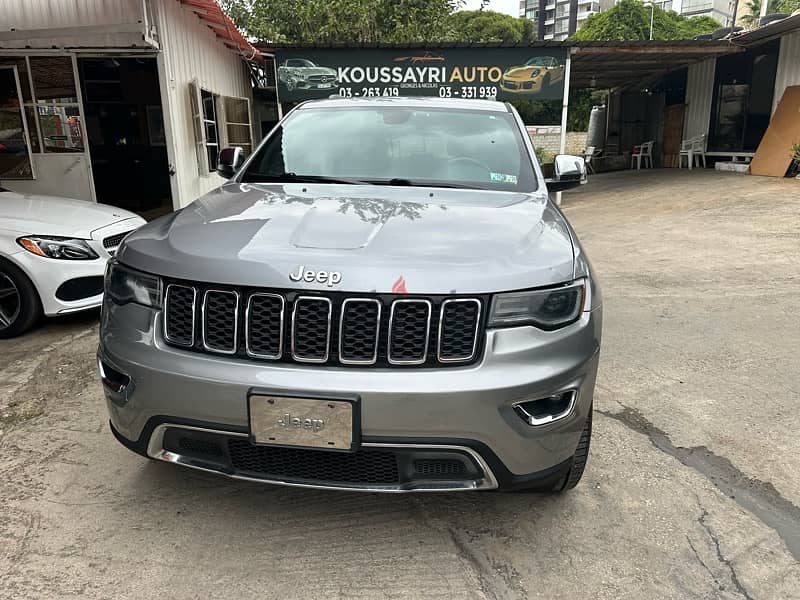 Jeep Grand Cherokee 2018 Limited  plius clean car fax 3