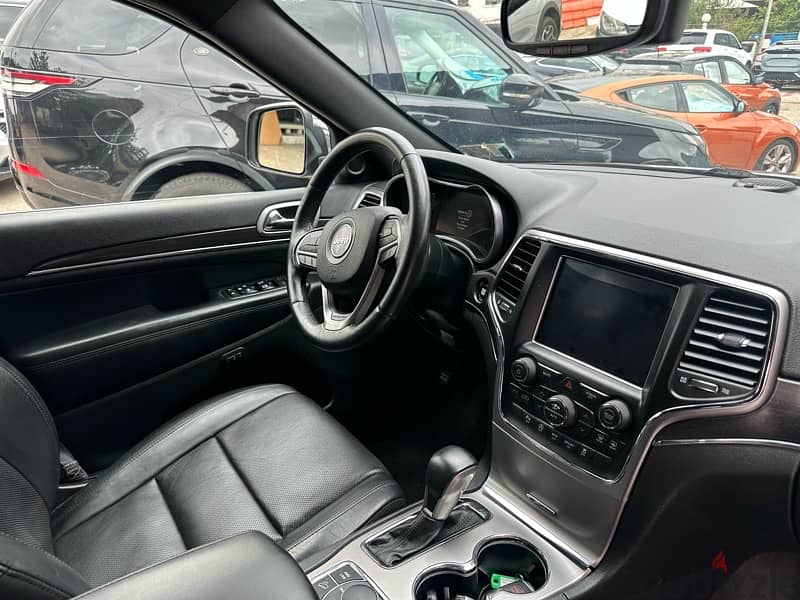 Jeep Grand Cherokee 2018 Limited  plius clean car fax 8