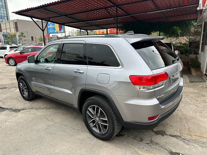 Jeep Grand Cherokee 2018 Limited  plius clean car fax 11