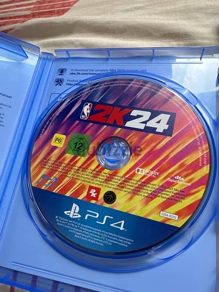 2 playstation 4 Cds used like new 1