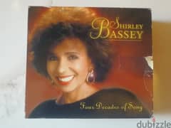 Shirley Bassey Four decades of songs on 3 cds box set 0