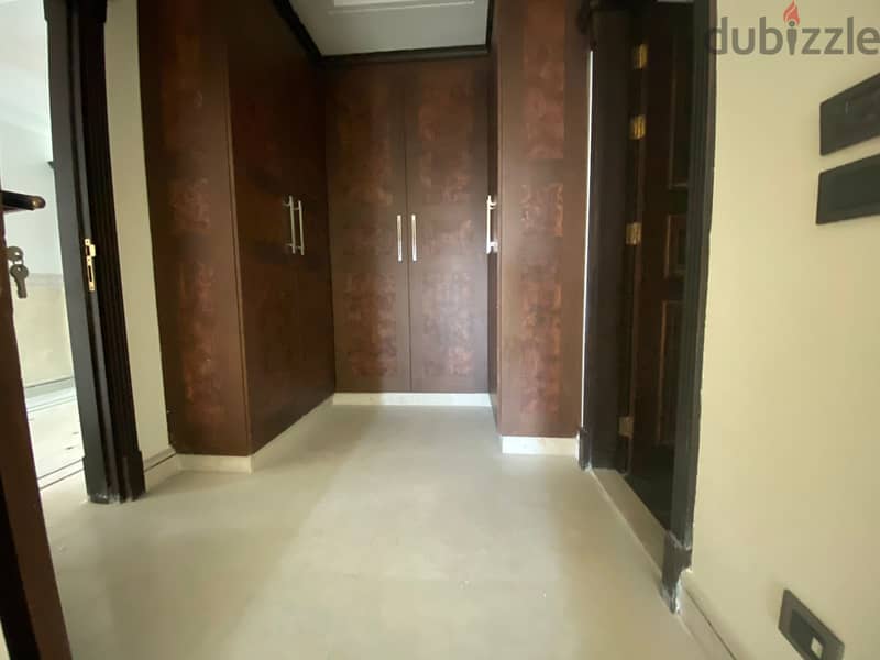 Apartment For Sale In Rawche شقة للبيع في الروشة 12