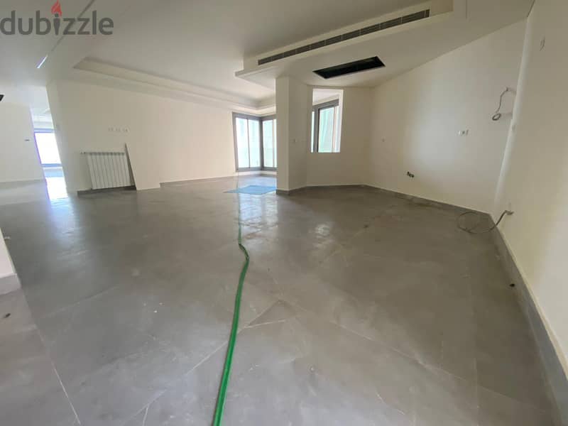 Luxurious Apartment For Sale In Rawche شقة فاخرة للبيع في الروشة 10