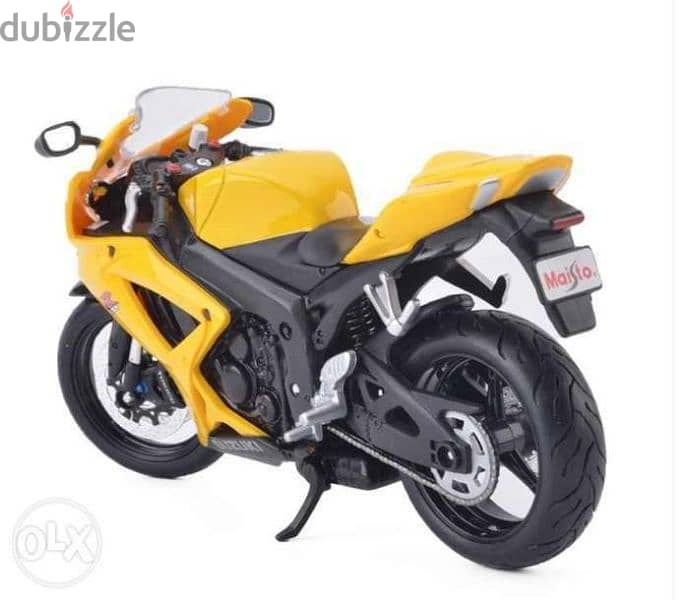 Suzuki GSXR 600 diecast motorcycle model 1:12 2