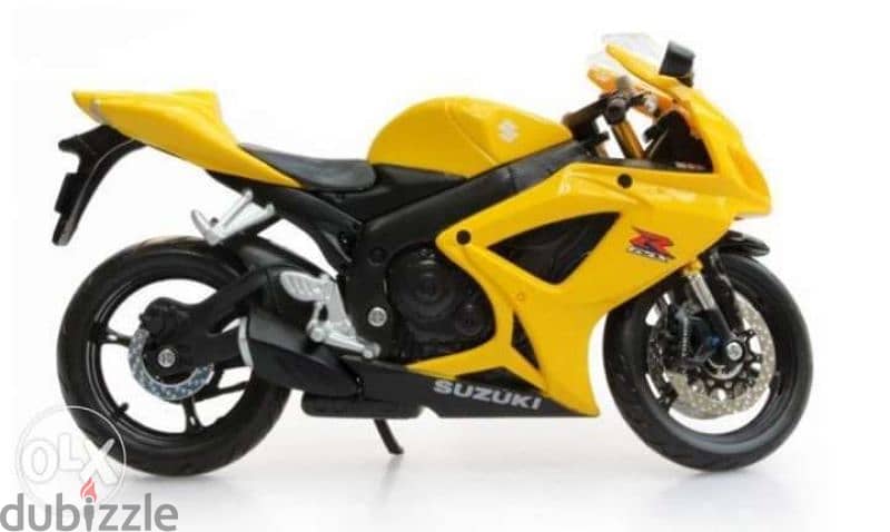 Suzuki GSXR 600 diecast motorcycle model 1:12 3