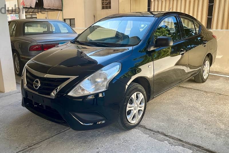 Nissan Sunny 2017 1