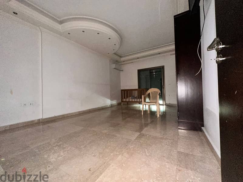 Apartment For Sale In Jnah شقة للبيع  في الجناح 9