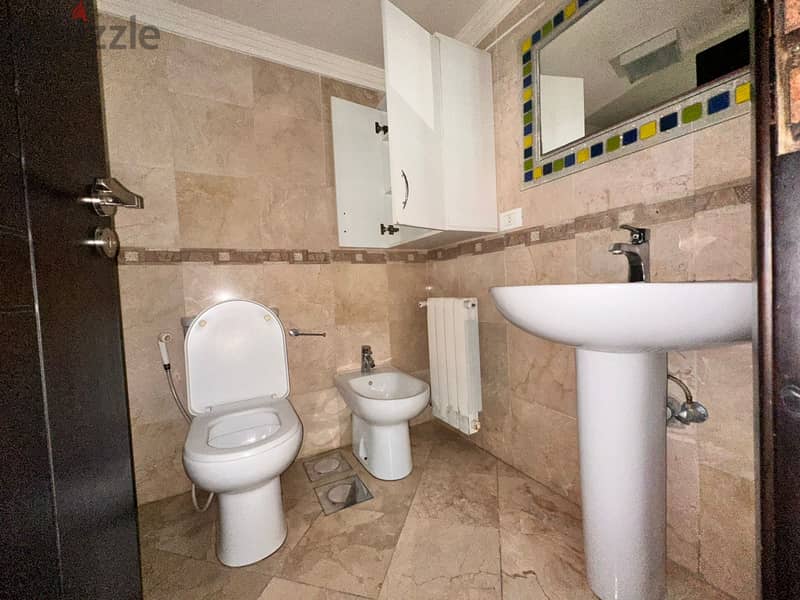 Apartment For Sale In Jnah شقة للبيع  في الجناح 12