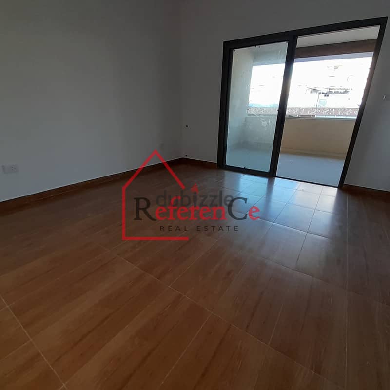 Prime location apartment for sale in Zalka شقة موقع مميز  في الزلقا 2