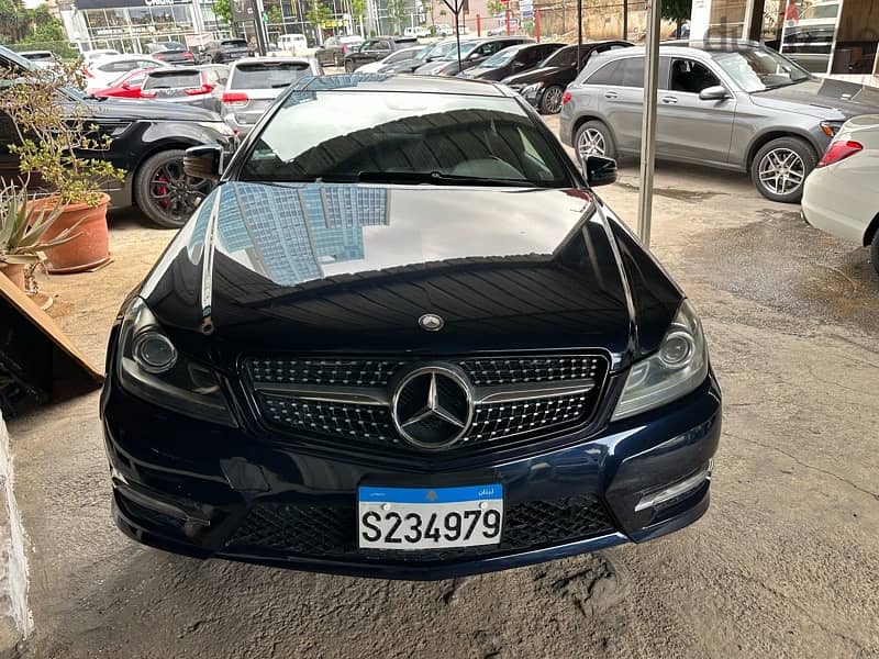 Mercedes-Benz C-Class 2012 coup 15