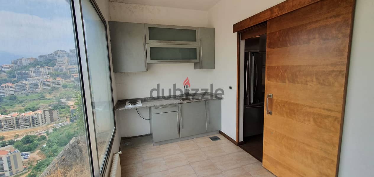 Apartment For sale in Hazmieh شقة للبيع في الحازمية 16