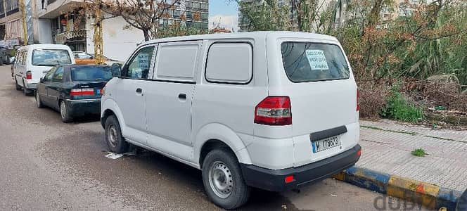 Suzuki APV 2012