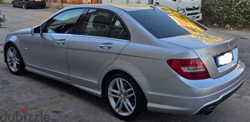 Mercedes-Benz C-Class 2012 7