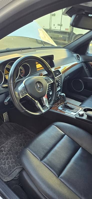 Mercedes-Benz C-Class 2012 15