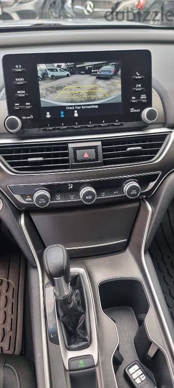 Honda Accord 2019 11