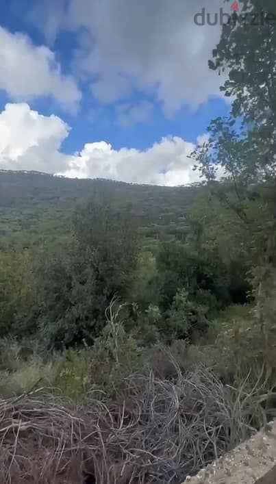 966 SQM Land in Arsoun, Baabda Overlooking the Mountains 1