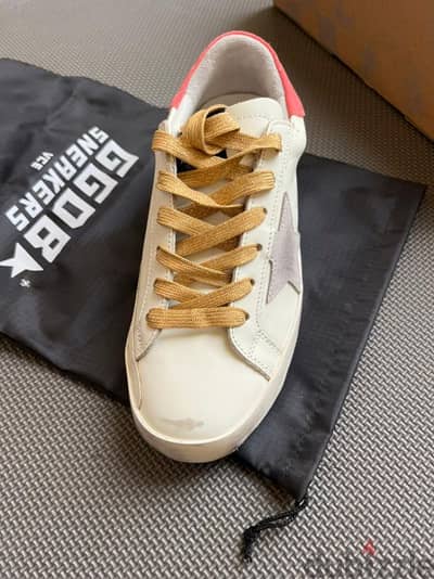 Golden Goose