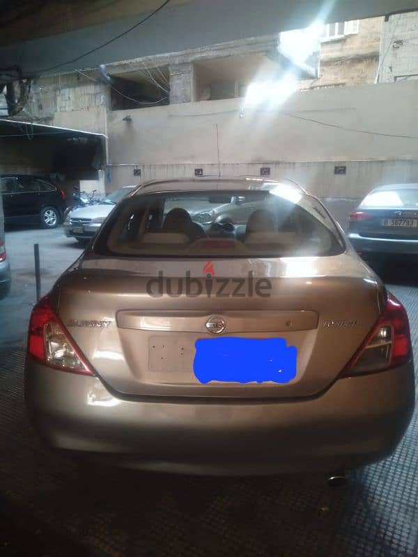 Nissan Sunny 2015 1