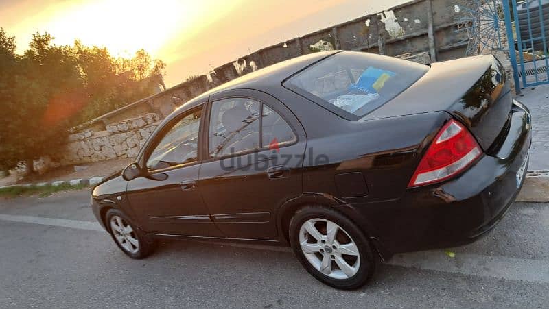 Nissan Sunny 2011 7