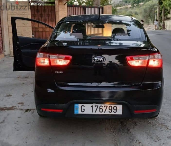 Kia Rio 2015 3