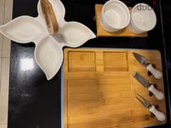 itanian brand new cheese board and 2 nuts accessories 0