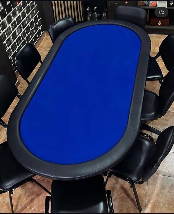 Poker table 0